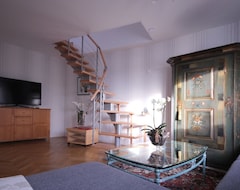 Koko talo/asunto City Apartment 2 Your Home-on-time In Oldenburg (Oldenburg, Saksa)