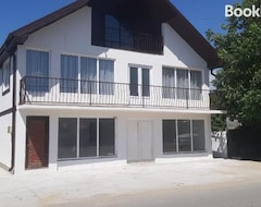 Entire House / Apartment Vila Deni (Punghina, Romania)