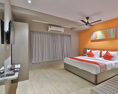 Oyo 45276 Hotel Avalon (Surat, Indija)