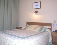 Pansiyon Hostal Lima (Valladolid, İspanya)