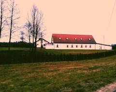 Nhà trọ Ranczo (Biskupiec, Ba Lan)
