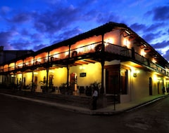 Hotelli Hotel Plaza Colon - Granada Nicaragua (Granada, Nicaragua)