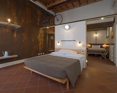 Bed & Breakfast Alkimia Smart Rooms (Ferrara, Italien)