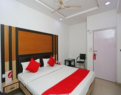 OYO 13125 Hotel Gwal Palace (Agra, India)
