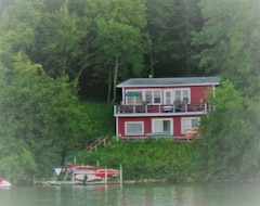 Entire House / Apartment New To Vrbo! Ultimate Getaway On Gorgeous Stuart Lake. 5 Acres, Very Private! (Clitherall, USA)