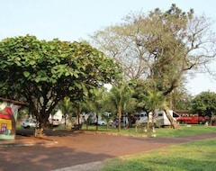 Khách sạn Iguassu Secret - Camping & Hostel (Foz do Iguaçu, Brazil)