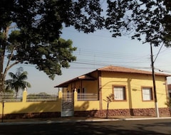 Nhà nghỉ Casarao Hostel - Analandia Sp (Analândia, Brazil)