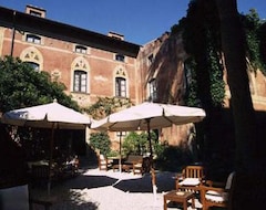Khách sạn Albergo Pietrasanta (Pietrasanta, Ý)