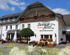 Khách sạn Hotel Landhaus Lenneper-Führt (Kirchhundem, Đức)