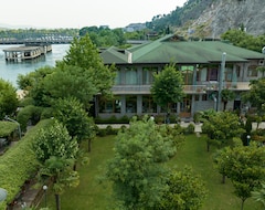 Otel Buna Park (İşkodra, Arnavutluk)