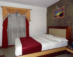 Khách sạn Park Side Residency (Udhagamandalam, Ấn Độ)