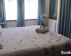 Bed & Breakfast White Rose Bed And Breakfast (Vanderbijlpark, Nam Phi)