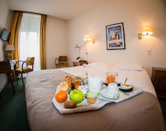 Khách sạn Hotel d'Angleterre (by Popinns) (Vittel, Pháp)