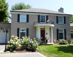 Hotel Abacot Hall Bed & Breakfast (Niagara-on-the-Lake, Canadá)