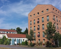 Khách sạn Albergo Berlin (Schönefeld, Đức)