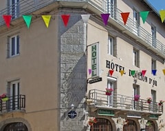 Hotel Le Lion d'Or (Saint-Chély-d'Apcher, France)
