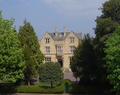 Khách sạn Cotswold Grange (Cheltenham, Vương quốc Anh)