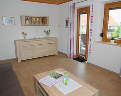 Cijela kuća/apartman Vacation Home (60 Sqm) With Terrace And Petting Zoo (Merkendorf, Njemačka)