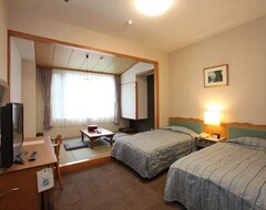 Otel Kuttari-Onsen Lake Inn Ryokan (Shintoku, Japonya)