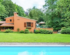 Hele huset/lejligheden Nice og dejlige feriehus med fælles pool. (Tessenderlo, Belgien)