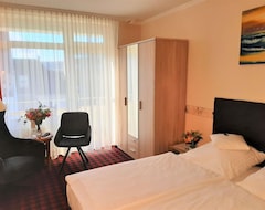 Zweibettzimmer Twin Zimmer - Krupp, Hotel (Bad Neuenahr-Ahrweiler, Germany)
