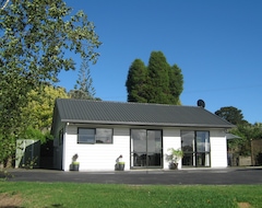 Serviced apartment Birchgrove Cottages (Whangarei, New Zealand)
