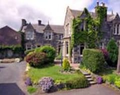 Hotel Caddon View Country Guest House & Dining Room (Innerleithen, United Kingdom)