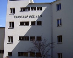 Huoneistohotelli Haus auf der Alb (Bad Urach, Saksa)
