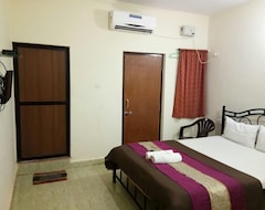 Hotel Arabian Sea Water Stay In Calangute (Velha Goa, India)
