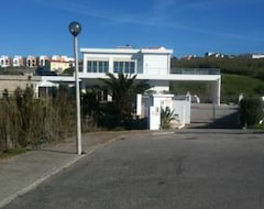 Pensión Silver Coast Vacation - Your Unique Inn (Lourinha, Portugal)