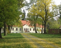 Nhà trọ Dworek Janowicki (Lubanie, Ba Lan)