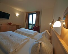 Hotel Lipeter & Bergheimat (Weissensee, Austria)