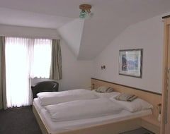 Hotel Pension Schöpf (Arzl im Pitztal, Austria)