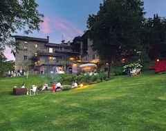 Khách sạn Country House La Bursch (Campiglia Cervo, Ý)