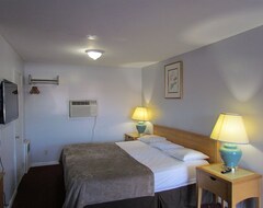 Hotel Budget Host Inn (Niagara Falls, USA)