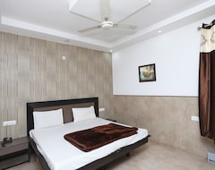 Khách sạn OYO 43150 Hotel Uttam Heritage (Saharanpur, Ấn Độ)