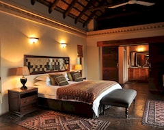 Hotel Waterbuck Game Lodge (Hoedspruit, South Africa)