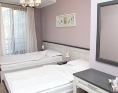 Căn hộ có phục vụ Apartment Retro (Dobrich, Bun-ga-ri)