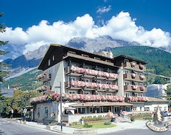 Khách sạn Baita Dei Pini (Bormio, Ý)