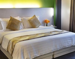 Hotel Pillows (Cebu City, Philippines)