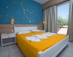 Hotel Paradisio Baby&kinder (Chania, Greece)
