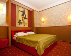 Road Star Hotel (Dnipropetrowsk, Ukrayna)