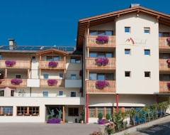 Hotel Mirabel (San Vigilio-Marebbe, Italy)