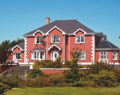 Oda ve Kahvaltı Corofin Country House (Corofin, İrlanda)