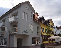 Khách sạn Hotel Adler (Freudenstadt, Đức)