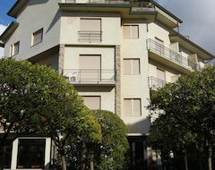 Khách sạn Hotel Montecarlo (Lido di Camaiore, Ý)