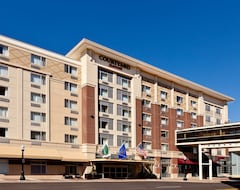 Khách sạn Courtyard Fort Wayne Downtown at Grand Wayne Convention Center (Fort Wayne, Hoa Kỳ)