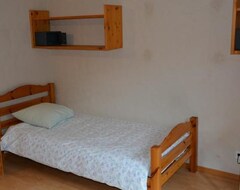 Hotelli Anne  - Three Bedroom (Saanen, Sveitsi)