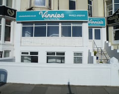 Vinnie's Family Hotel (Blackpool, United Kingdom)