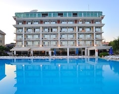 Khách sạn Hotel Pelikan (Büyükçekmece, Thổ Nhĩ Kỳ)